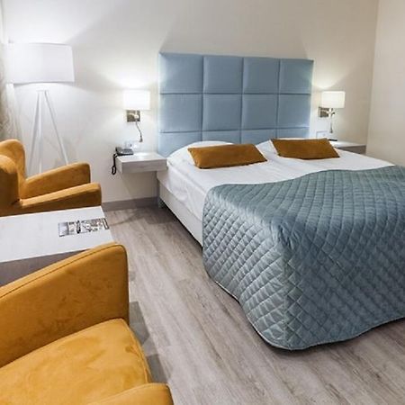 וירינגרוורף Van Der Valk Hotel Wieringermeer מראה חיצוני תמונה