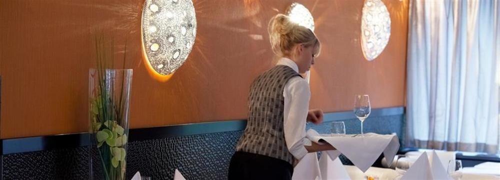 וירינגרוורף Van Der Valk Hotel Wieringermeer מראה חיצוני תמונה